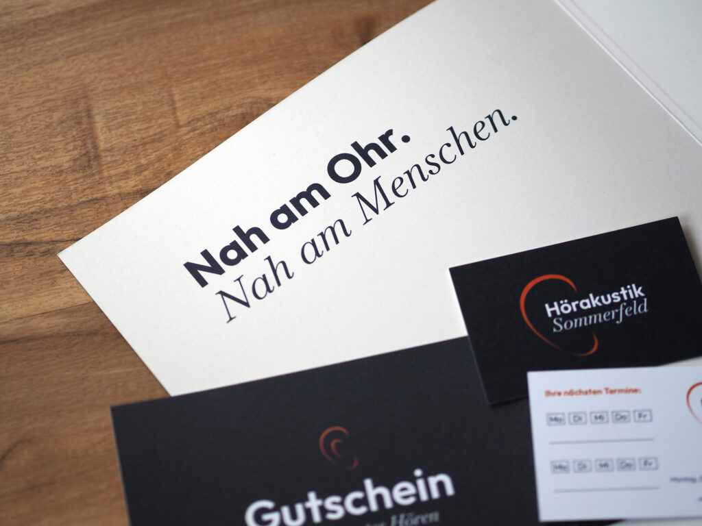 Franziska Zahn Printdesign Hörakustik Sommerfeld